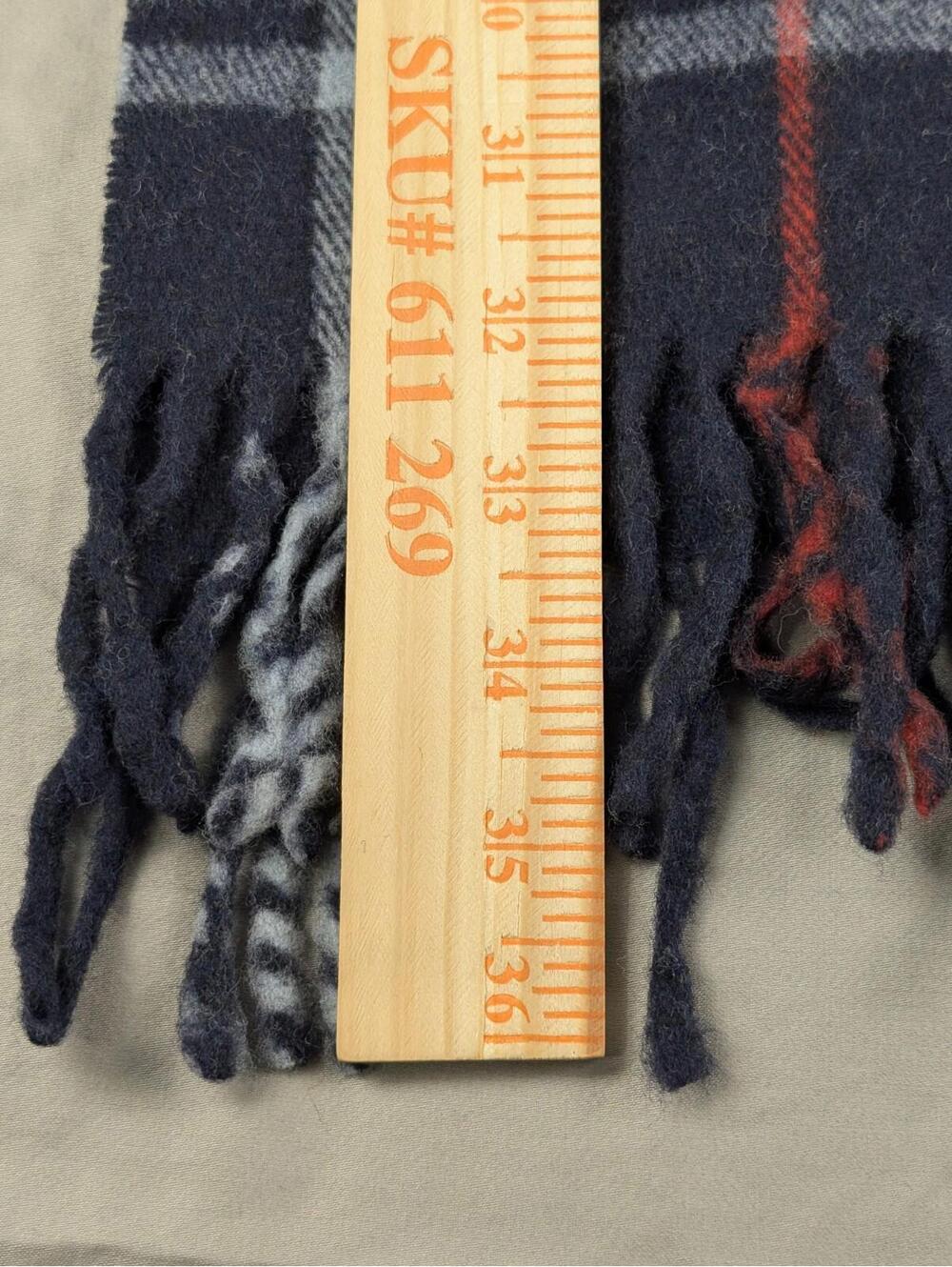 Vintage Burberry of London 100% Lambs Wool Scarf Multicolor Burberrys - Picture 5 of 5